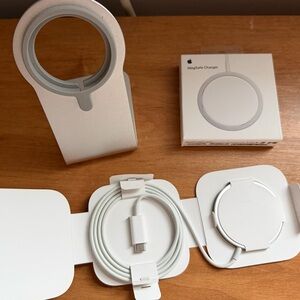 SOLD Authentic Apple MagSafe Charger USBC type and Stand